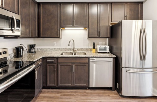 Clarksville Apartment | Biltmore Luxury 1513 #8 Townhomes l 2Bd 2 Bth