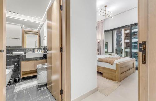 Jadaf Apartment | Binghatti 1-Bedroom Dream Stay