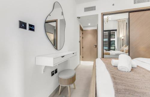 Jadaf Apartment | Binghatti 1-Bedroom Dream Stay