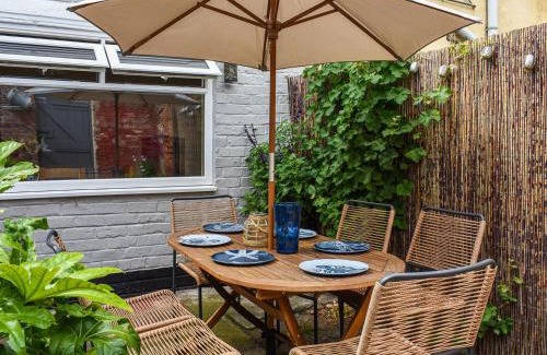 Skinningrove House | Binks