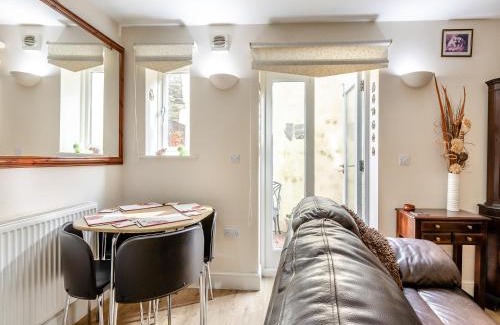 Watchet House | Birch Cottage