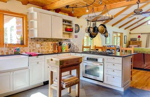 Highmount House | Birch Creek Lodge