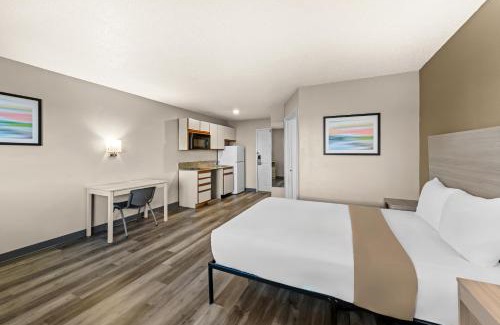 Columbia Hotel | Birch Hill Suites Columbia