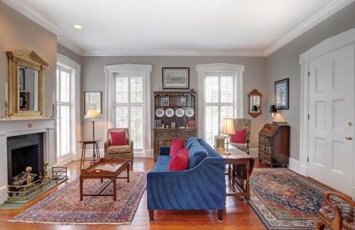 Historic Downtown Savannah House | Bird Baldwin Twelve Oaks