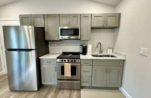 Siesta Key Apartment | Bird of Paradise The Wildflower