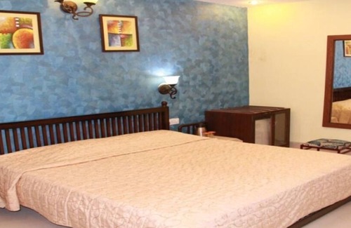 Gurugram Hotel | Bird Sanctuary
