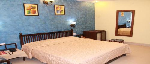 Gurugram Hotel | Bird Sanctuary Tourist Resort