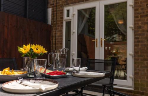 Birmingham House | Birmingham Central Cosy 4BR Home with Free Parking