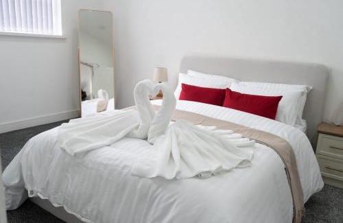 Birmingham Apartment | Birmingham City Haven by Villa Park Free Parking