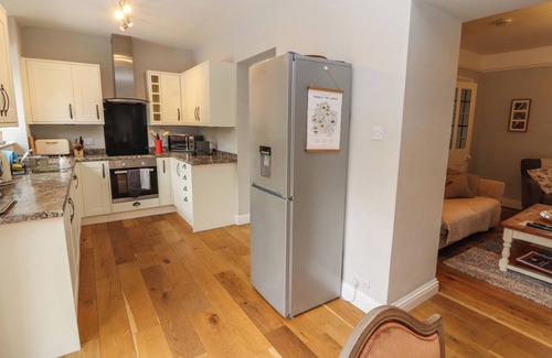 Ambleside Cottage | Bishop Howe