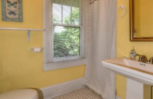 Lake Junaluska House | Bishop's Robin Cottage
