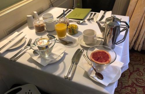 Beaumaris House | Bishopsgate House Hotel