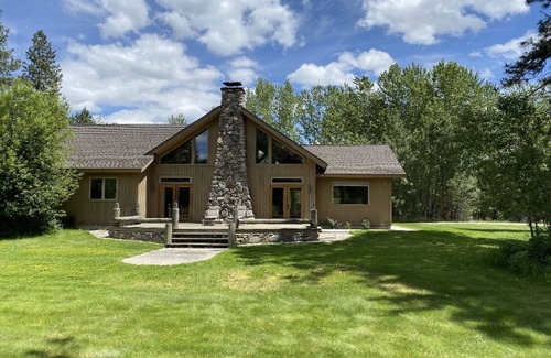 Grantsdale Cabin | Bitterroot Hidden Oasis