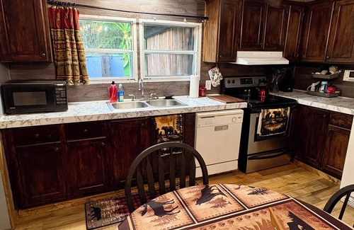 Pickens House | Black Bear Hideaway