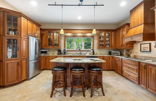 Sapphire House | Black Bear Lodge - Home with Panoramic Mountain Views!