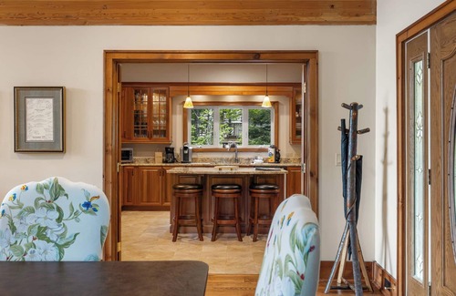 Sapphire House | Black Bear Lodge - Home with Panoramic Mountain Views!