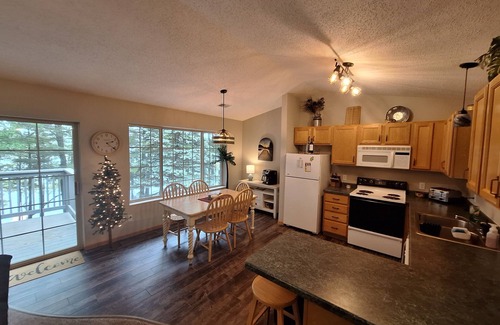 St Germain Condo | Black Bear Lodge 2 BR Condo on Little St. Germain Lake