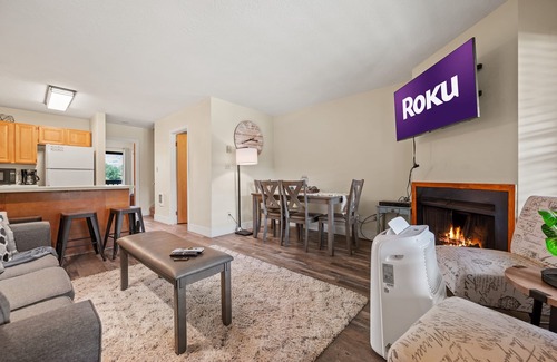 Eden Condo | Black Diamond Lodge WL412 | Ski Getaway | Hot Tub
