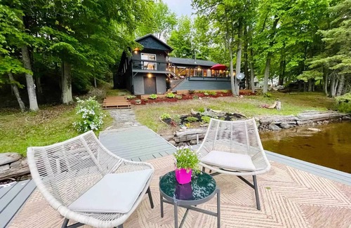 Greater Madawaska House | Black Donald Escapen