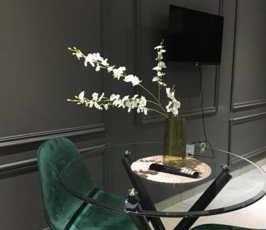 Greater Johannesburg Metropolitan Area Apartment | Black Rose Guesthouse