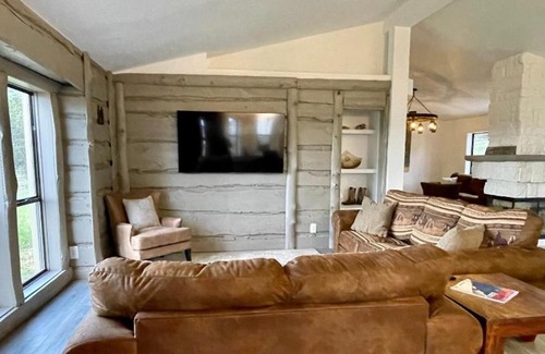 Lake George House | Black Tree Resort