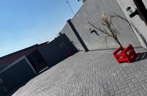 Soshanguve House | BlackRose Guesthouse