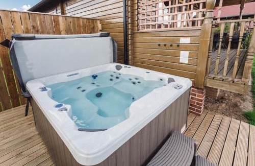 Nunthorpe Cabin | Blackthorn Gate