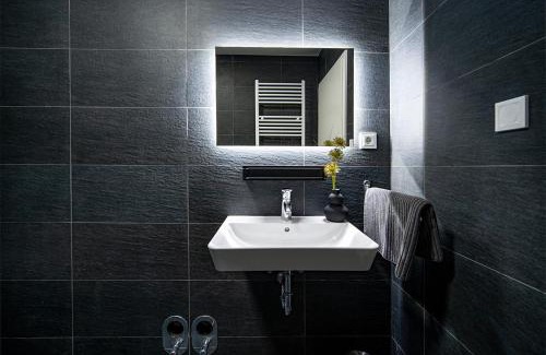 Rhein-Erft-Kreis District Apartment | Blauer Stein 7a WH03 - Apartment 2 SZ, 5 Betten