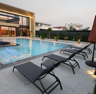 Rrushkull Villa | Bliss Luxury Villa