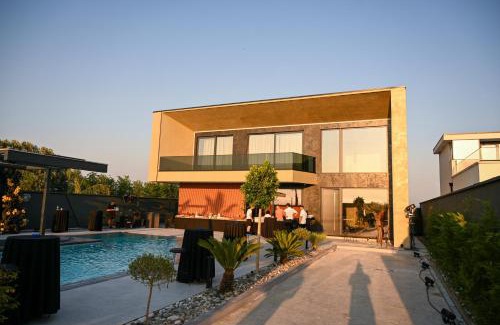 Rrushkull Villa | Bliss Luxury Villa