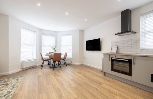 Belfast Apartment | Bliss Stay Belfast: 3 The Mount- FREE WIFI 2 Bedrooms