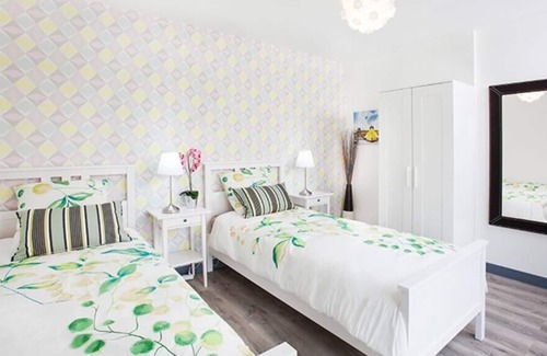 Vitry-sur-Seine House | BLISSFUL HOUSE * Parking free - 4 bdr - 2 ba - Aircon