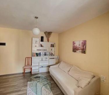 Blloku Apartment | Bllok's Brightest Gem - A Chic Stay in the Heart of Tirana