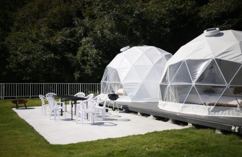Kurahashi House | bLOCAL Sugawa House - Exclusive Beach Front Domes