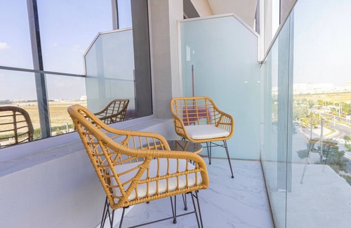 Masdar City Apartment | Bloomfields Cozy STU in Oasis