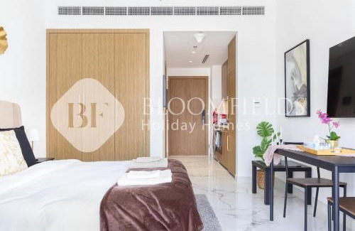 Nad Al Sheba Apartment | Bloomfields Deluxe Studio In Azizi Riviera