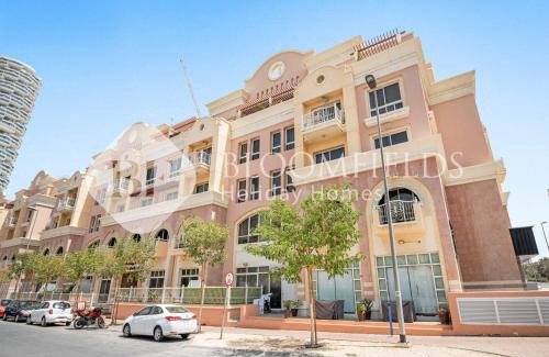 Madinat Zayed Apartment | Bloomfields Luxurious Stu in Mulberry 1 Emirates
