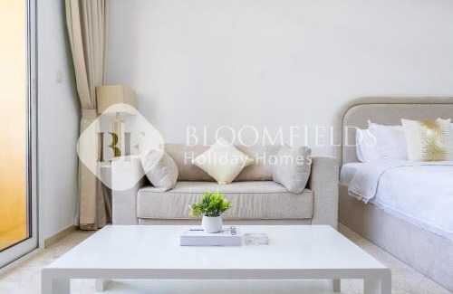Madinat Zayed Apartment | Bloomfields Luxurious Stu in Mulberry 1 Emirates