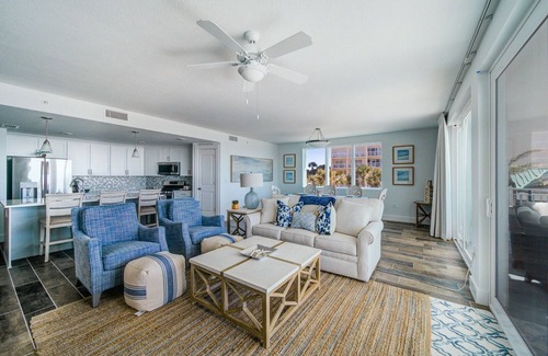 Fort Walton Beach Condo | Blu 201 ~ Luxury End-Unit w/3 Master Suites & Amazing Oceanfront Views ~ Sleeps 10