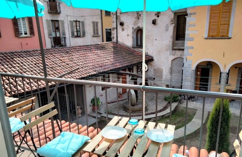 Cannobio Apartment | BLUE apartment in historic center with balcony to relax in