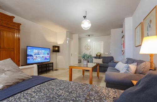 Cadiz Apartment | BLUE Atlantic Family Home by Cadiz4Rentals