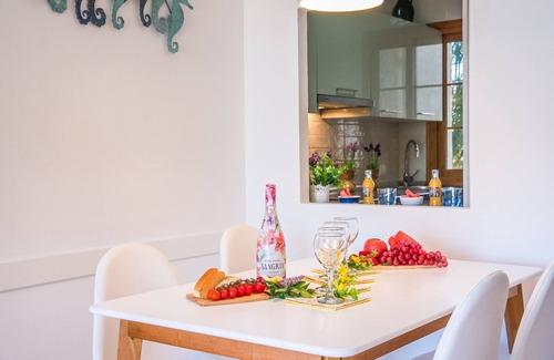 Alcudia Apartment | Blue Bay flat with swimming pool in Alcudia beach
