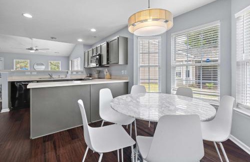 Charleston House | Blue Belle - Across from Pool near Credit One