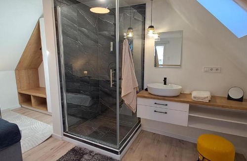 Mako Apartment | Blue Cottage