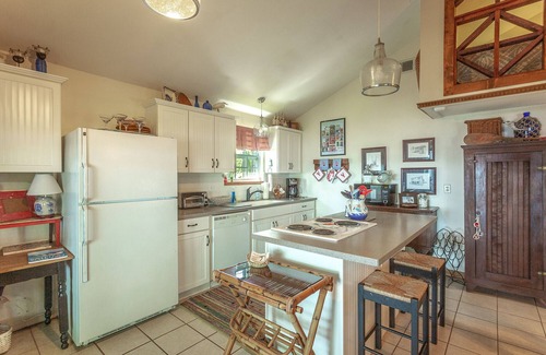 Carrabelle House | Blue Crab Shack 2BR/2BA w/Loft Area and dock!