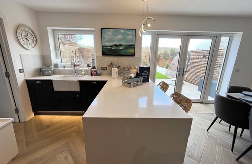 Budleigh Salterton Cottage | Blue Drift