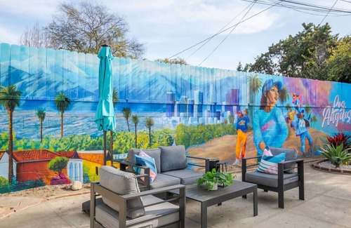 Los Altos House | Blue Haven | Solar Pool Heat + Parking + Billiards