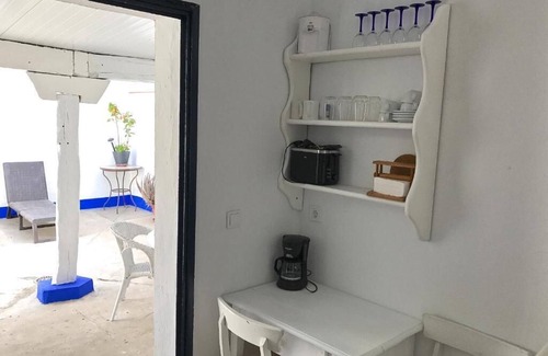 Bolonia House | Blue House. Sea house in Bolonia. 2 minutes from the beach!