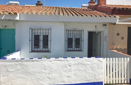 Bolonia House | Blue House. Sea house in Bolonia. 2 minutes from the beach!