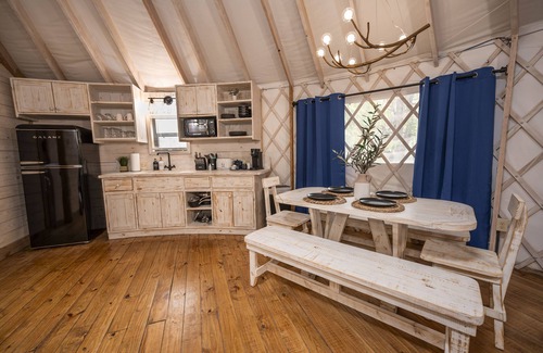 Bandera Cabin | Blue Jay Yurt/Cold A/C!/Medina River/Hot Tub/Close to Town/River Yurt Village